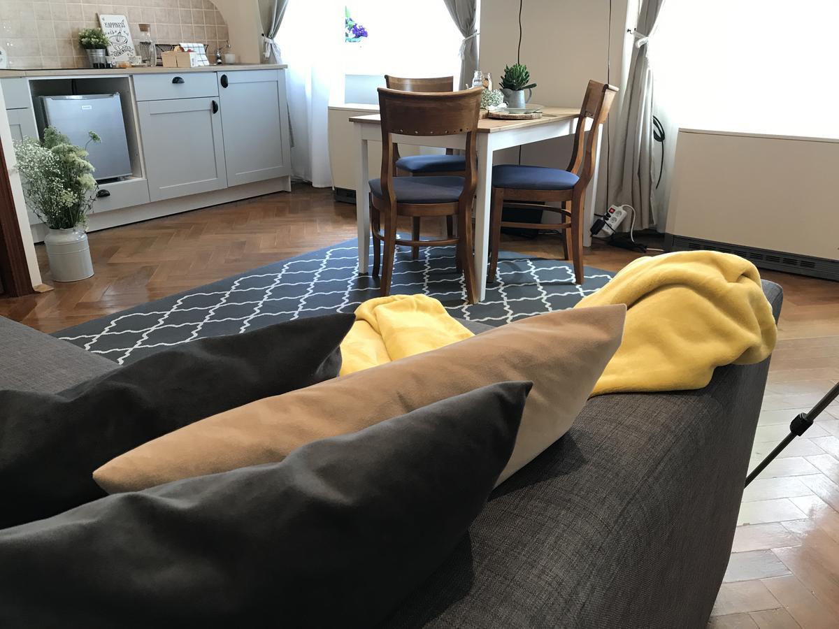 Czarna Kawka Apartamenty كراكوفيا الغرفة الصورة